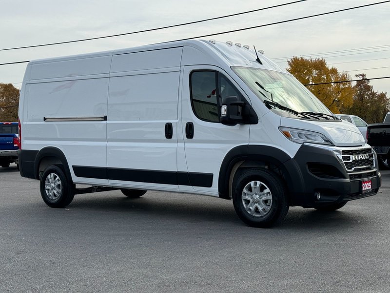 2025 Ram PROMASTER CARGO VAN 2500 SLT+