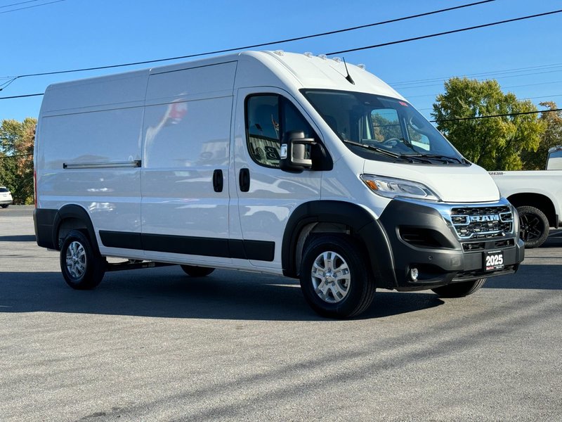 2025 Ram PROMASTER CARGO VAN 2500 SLT+