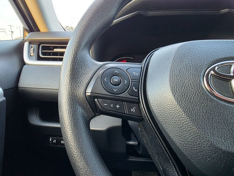 2023 Toyota RAV4 LE LE / All Wheel Drive