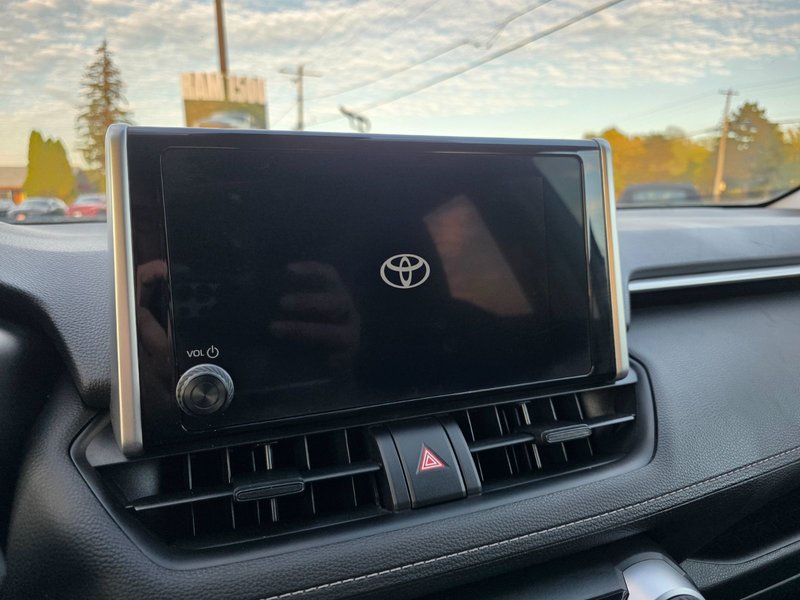 2023 Toyota RAV4 LE LE / All Wheel Drive