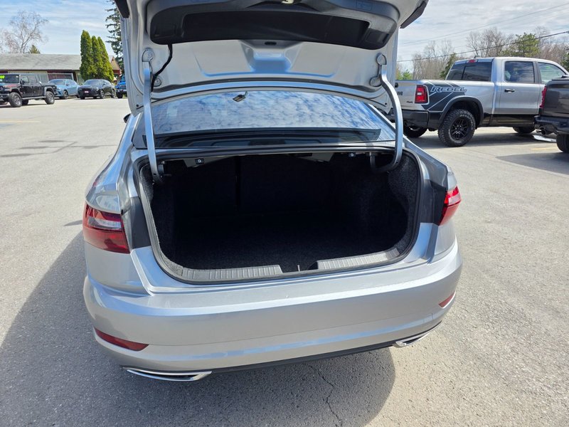 Volkswagen Jetta Execline 2020