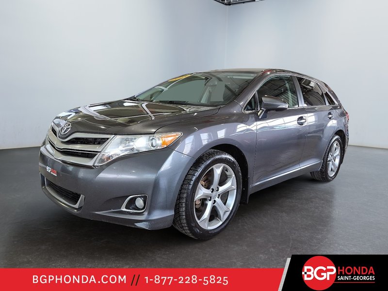 Toyota Venza AWD 2015 à Saint-Georges, Québec - 1 - w320h240px