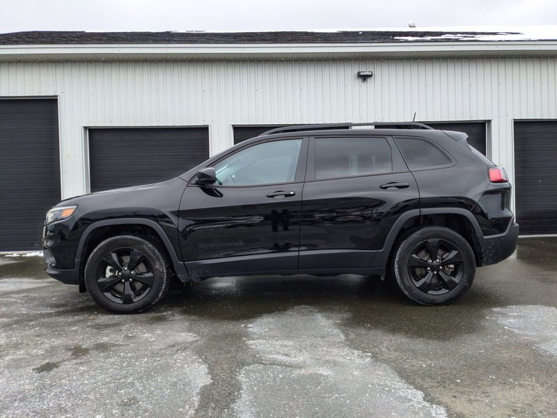 2023 Jeep Cherokee Altitude