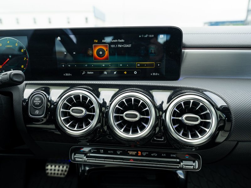 2021 Mercedes-Benz CLA 250