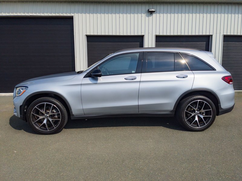 2021 Mercedes-Benz GLC 300