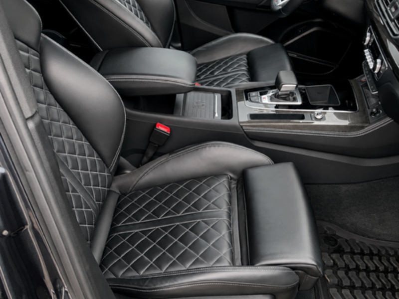 2023 Audi SQ5 Sportback Technik 1 Owner | Black Optic Package | Clean CarFax Report | Dimond Stitching | Certified |