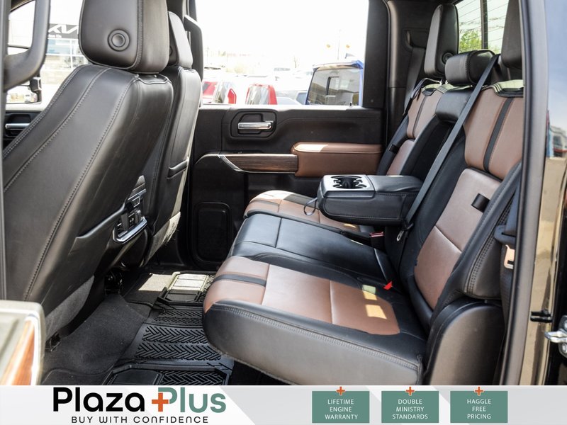 2023 Chevrolet Silverado 2500HD High Country 1 Owner | Clean CarFax Report | Gooseneck Hitch | Diesel |