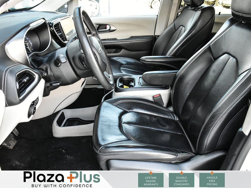 2022 Chrysler Pacifica Touring L Clean CarFax | 3rd Row Seating | Loaded |