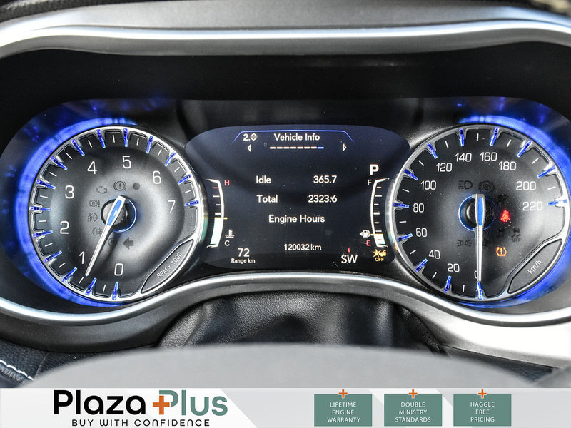 2022 Chrysler Pacifica Touring L Clean CarFax | 3rd Row Seating | Loaded |