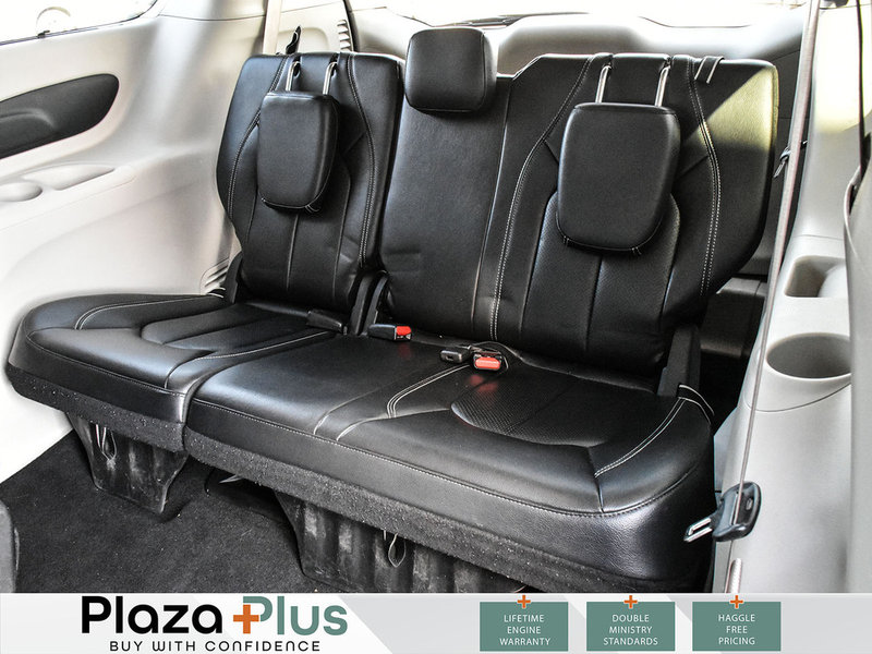 2022 Chrysler Pacifica Touring L Clean CarFax | 3rd Row Seating | Loaded |