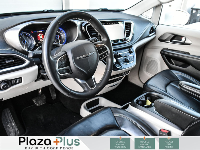 2022 Chrysler Pacifica Touring L Clean CarFax | 3rd Row Seating | Loaded |