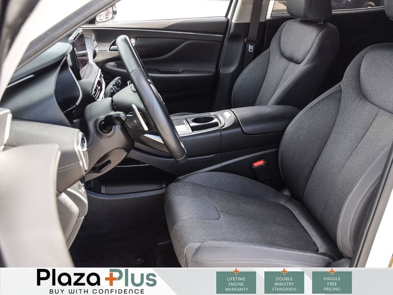 2023 Hyundai Santa Fe Preferred Clean CarFax Report | All Wheel Drive | Certified | Previous Daily Rental |