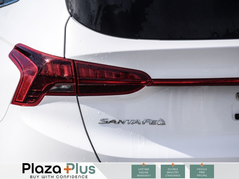 2023 Hyundai Santa Fe Preferred Clean CarFax Report | All Wheel Drive | Certified | Previous Daily Rental |