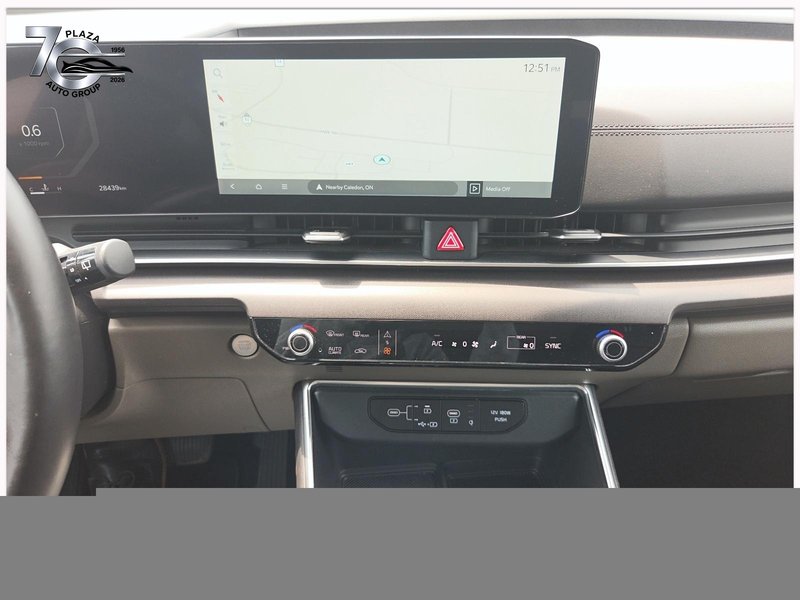 2025 Kia Carnival EX 1 Owner | Clean CarFax | Loaded | Certified |