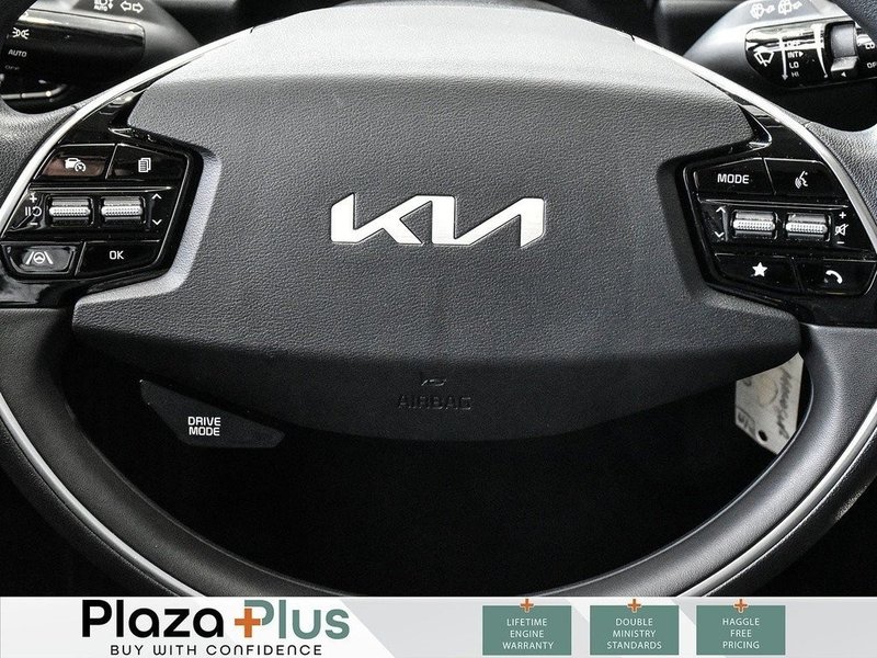 2025 Kia Niro LX Demo Model | Tinted Windows Clean CarFax |