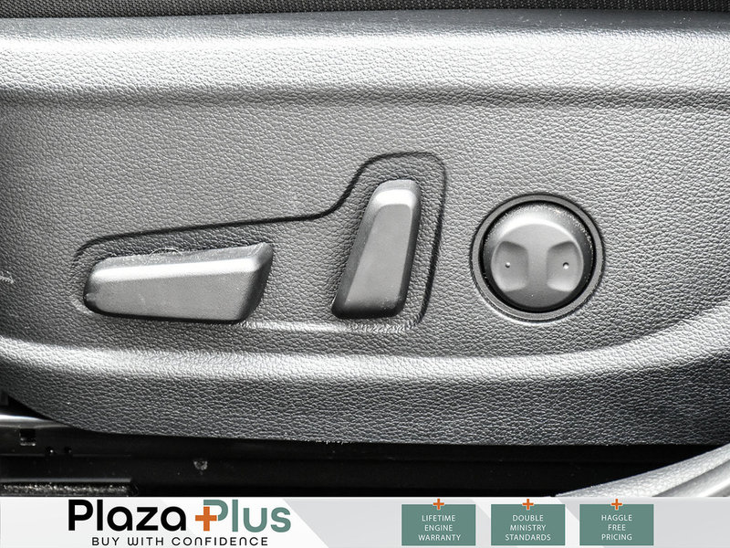 2024 Kia Seltos SX Sunroof l Navigation l Leather