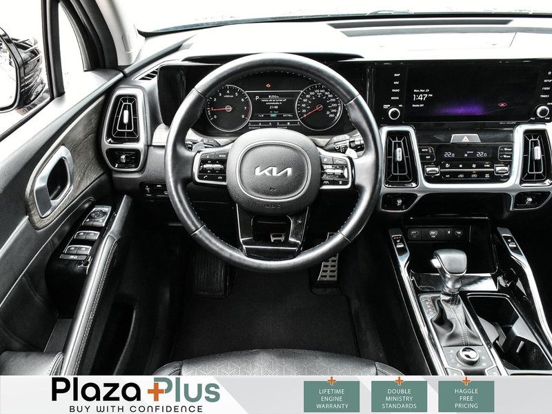 2022 Kia Sorento EX 3RD Row Seating | Loaded | Summer AND Winter Tires