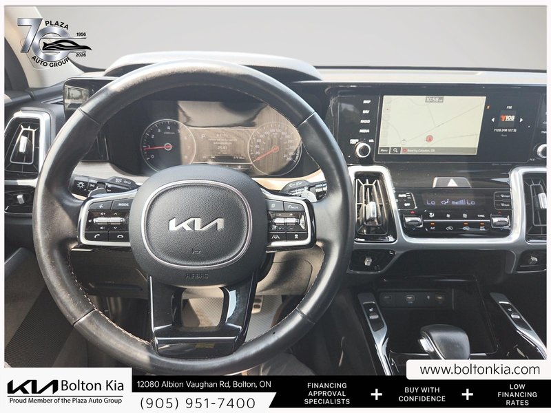 2023 Kia Sorento  Clean CarFax Report | Certified | 3rd Row Seating |