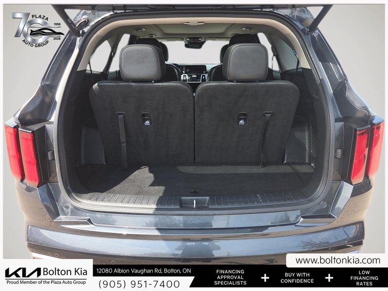2023 Kia Sorento  Clean CarFax Report | Certified | 3rd Row Seating |