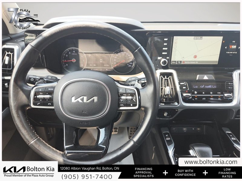 2023 Kia Sorento  Clean CarFax Report | Certified | 3rd Row Seating |