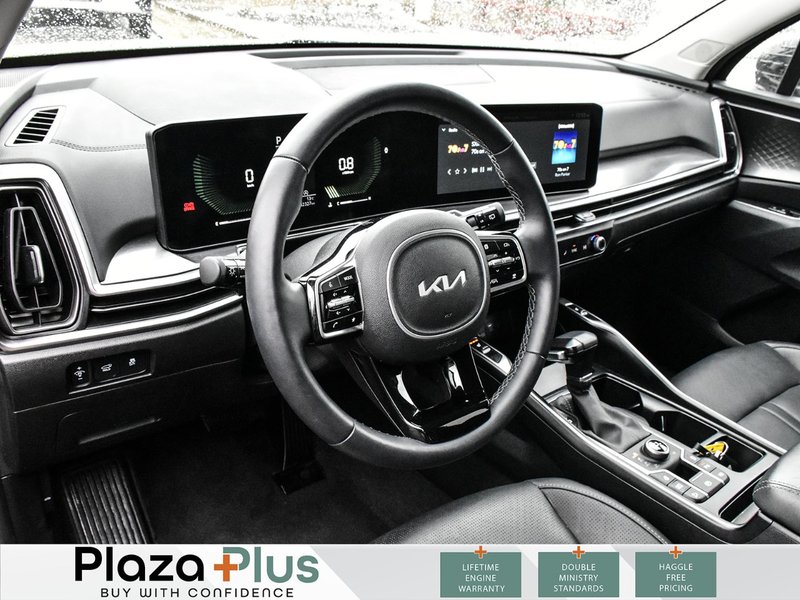 2025 Kia Sorento EX 1 Owner | Certified | Gas Powered | Loaded