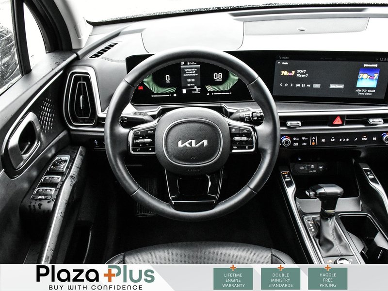 2025 Kia Sorento EX 1 Owner | Certified | Gas Powered | Loaded
