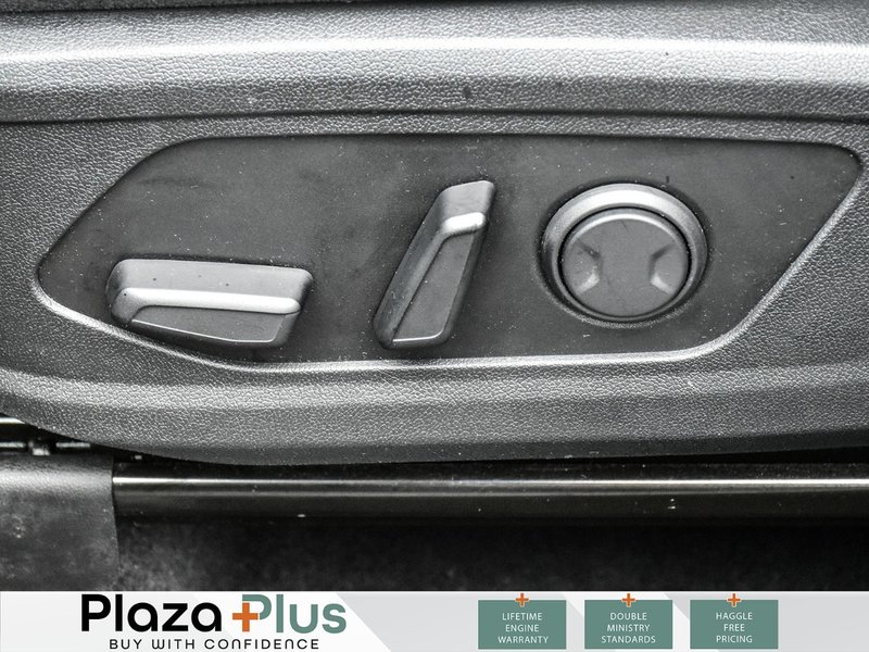 2025 Kia Sorento EX 1 Owner | Certified | Gas Powered | Loaded