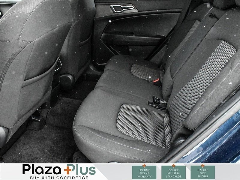 2024 Kia Sportage LX Clean CarFax report Certified | Local SUV