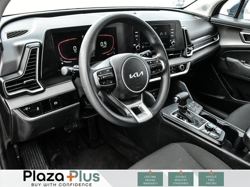 2024 Kia Sportage LX Clean CarFax report Certified | Local SUV