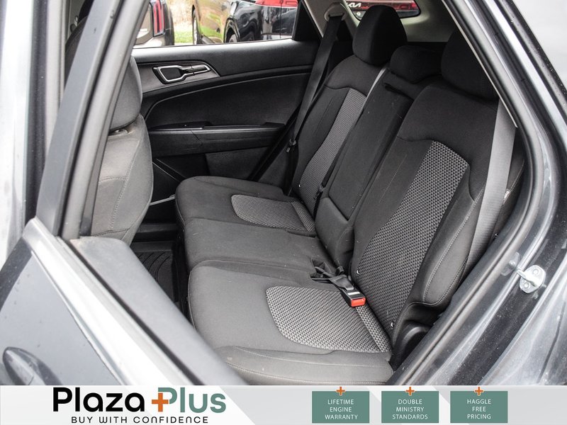 2025 Kia Sportage LX 1 Owner| Clean CarFax Report | All Wheel Drive | Certified |