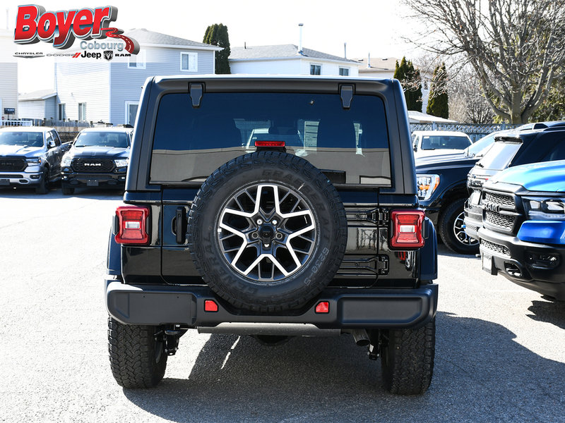 2024 Jeep WRANGLER 4-Door SAHARA