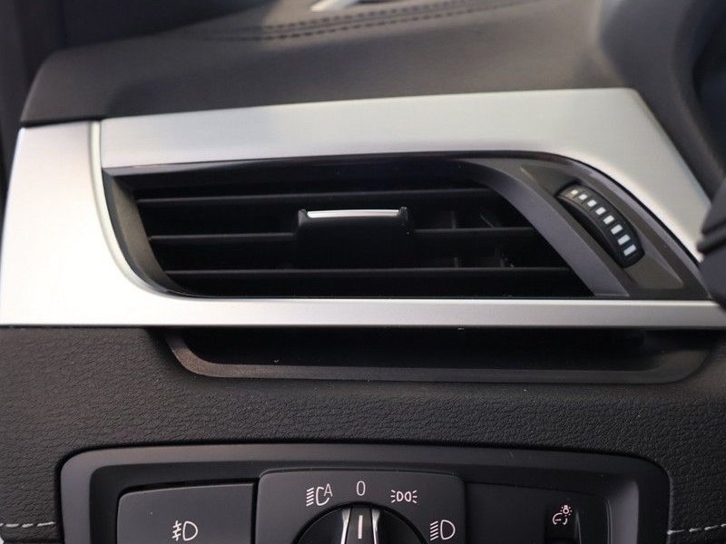 2021 BMW X1 XDRIVE PREMIUM M-SPORT | PANORAMIC SUNROOF - NAVIGATION - 360 CAMERA |