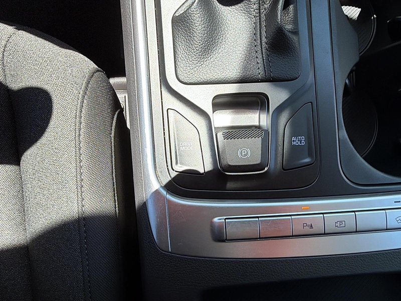 Kia Carnival LX 2026 L'ESPACE POUR TOUTE LA FAMILLE. LE CONFORT POUR TOUS LES TRAJETS.
