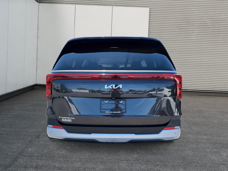 Kia Carnival LX 2026 L'ESPACE POUR TOUTE LA FAMILLE. LE CONFORT POUR TOUS LES TRAJETS.