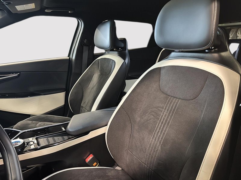 2024 Kia EV6 AWD Long Range GT-Line 2 | Panoramic Sunroof - Leather - Navigation |