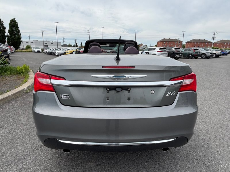 Chrysler 200 TOURING Touring 2013 Convertible