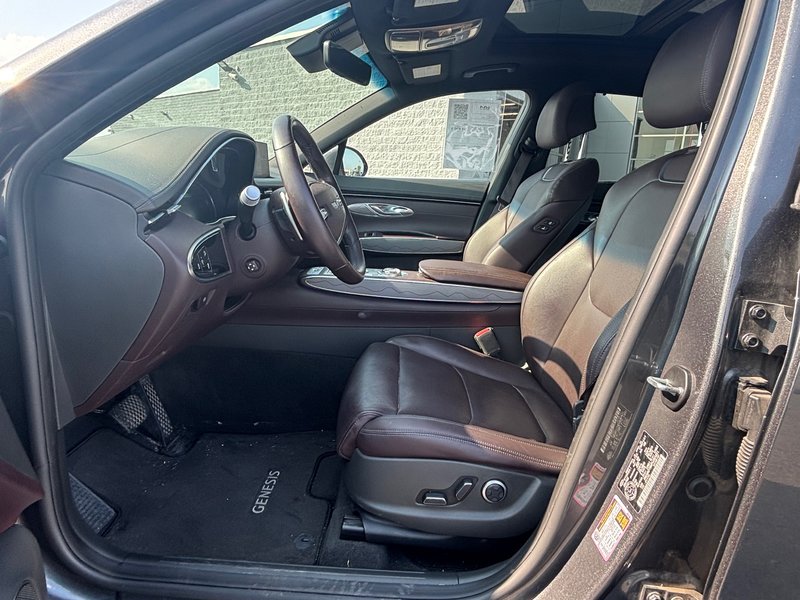2023 GENESIS GV70 2.5T Advanced Plus Apple Car Play - Sunroof - Leather