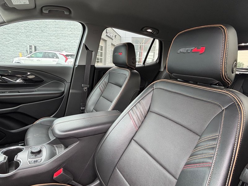 2022 GMC Terrain AT4 Awd + Leather + Navigation + Sunroof + Carplay