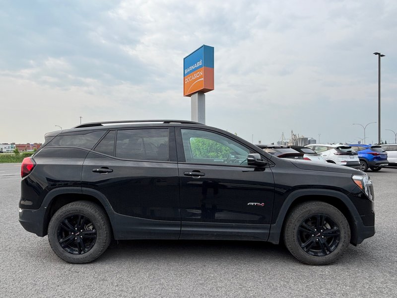 2022 GMC Terrain AT4 Awd + Leather + Navigation + Sunroof + Carplay