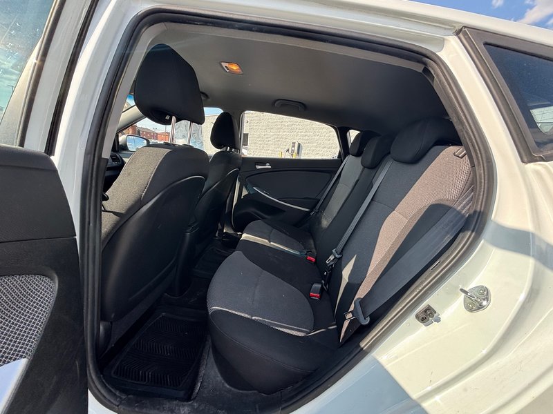 Hyundai Accent GL 2014 Économique - Climatisation
