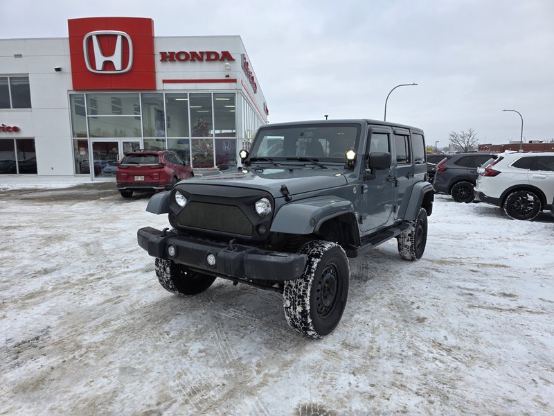 2014 Jeep Wrangler Unlimited Sahara in Rivière-du-Loup, Quebec