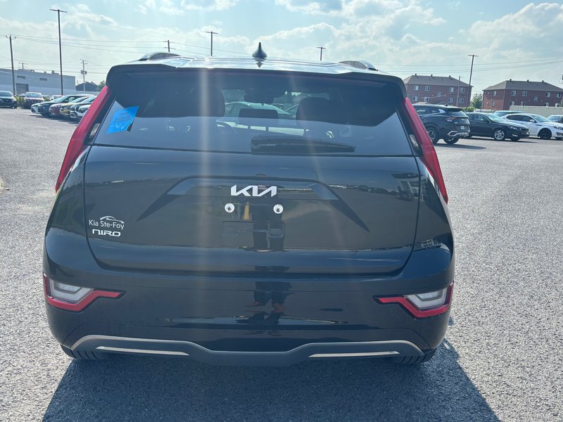 2024 Kia Niro EV Wave Leather + Sunroof + Navigation + Up to 407km of range