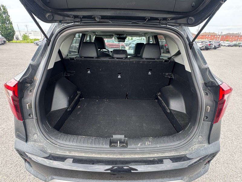 2025 Kia Seltos EX AWD + Sunroof + Leather + Backup camera