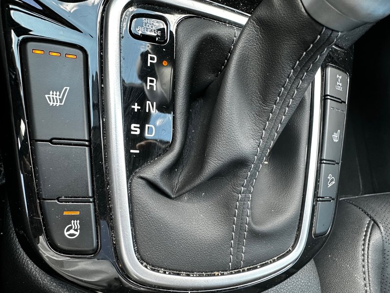 Kia Seltos EX 2025 AWD + Toit ouvrant + Cuir + Camera de recul