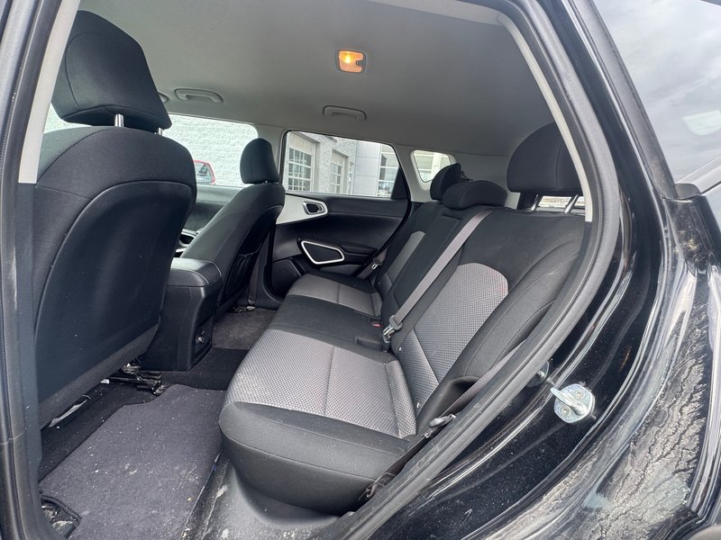 2022 Kia Soul EV EV Premium 100% electric + Carplay  + Heated seats