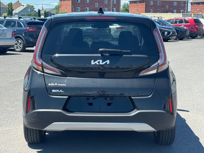2023 Kia Soul EX Heated seats + Back up Camera