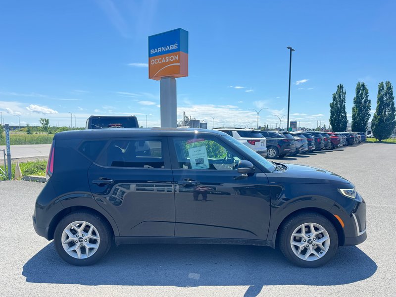 2023 Kia Soul EX Heated seats + Back up Camera