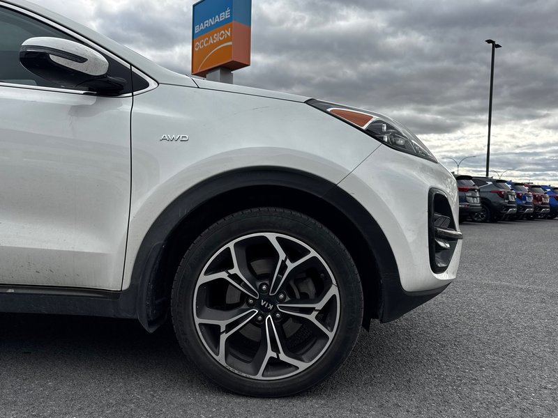 Kia Sportage SX 2022 AWD + Toit ouvrant + Cuir + Camera de recul