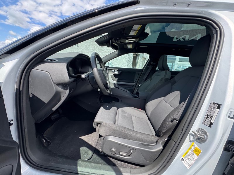 2024 Polestar 2 LONGRANGE  PLUS PANORAMIC SUNROOF - NAVIGATION