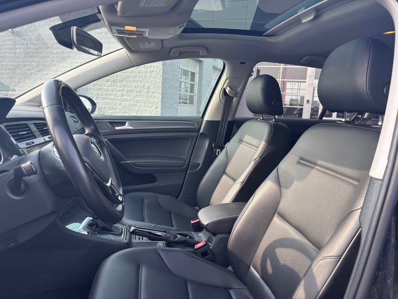 Volkswagen GOLF HIGHLINE  2019 APPLE CAR PLAY - SIEGES CHAUFFANTS